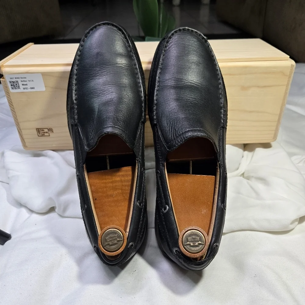Dr. Scholl's Black Leather Slip-On Loafers